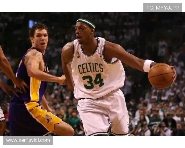 保罗·皮尔斯关键时刻单打效率提升明显，区别于巅峰期投篮选择