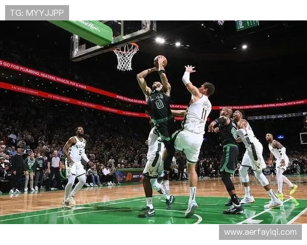 班切罗无球跑动占比提升，拉开空间效率超同位置